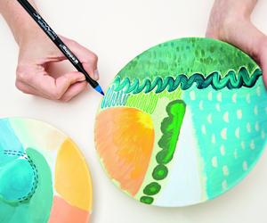 Instrukcja malowania talerzy DIY – krok 2. 
