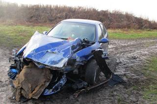 29-latka na przejeździe kolejowym zderzyła się z pociągiem. Powód szokuje