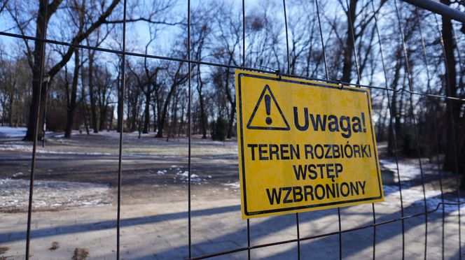 Zakaz wstępu do jednego z najstarszych parków w Lublinie. Teren został ogrodzony