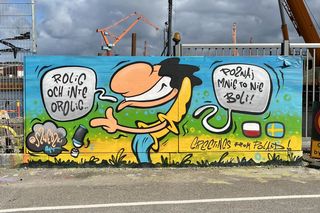 Szwedzki tworzy graffitti z postacią Szwedzika