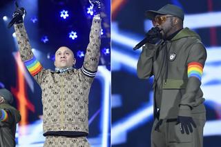 Black Eyed Peas z tęczowymi opaskami na scenie Sylwestra Marzeń. Ważny gest. To jeszcze nie koniec