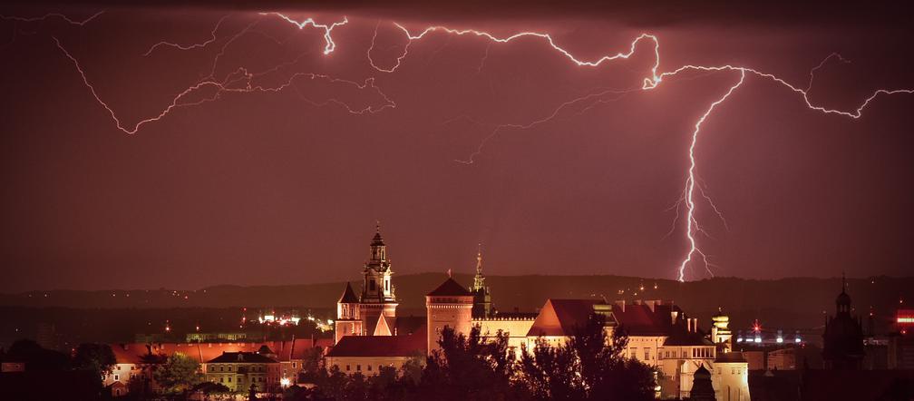 Potężna burza nad Krakowem
