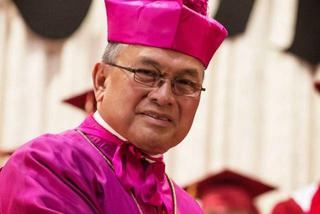 Arcybiskup gwałcił dzieci na tropikalnych wyspach! 