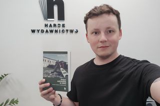 Dziennikarz Super Expressu na targach książki w Krakowie. Bartosz Wojsa z reportażem Dzieci odchodzą w ciszy