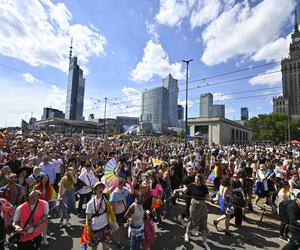 Parada Równości przeszła ulicami Warszawy. Tłumy uczestników