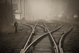 Dramat na torach kolejowych we Włocławku! 66-latek zginął pod kołami pociągu 