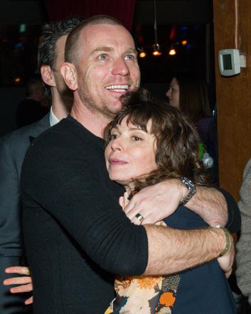 Ewan McGregor i Eve Mavrakis