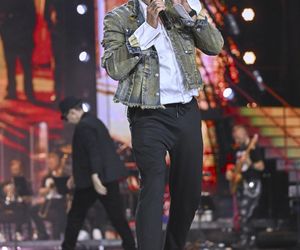 Michał Wiśniewski jak diwa! Na jubileusz Ich Troje przygotował aż 10 kreacji