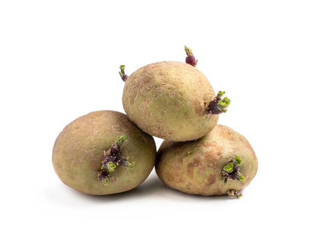 4. Stare ziemniaki – 11 mg/100 g