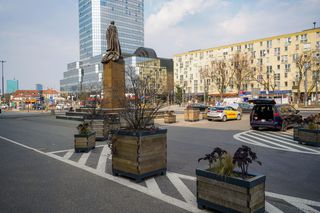 Warszawa ma nowy pomysł na plac Bankowy. Elegancka zieleń i płyty z granitu