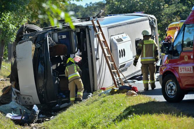 Wypadek autokaru w miejscowości Piotrowina