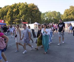 Fani Taylor Swift w drodze na Stadion Narodowy. Koncert N1 1.08.2024