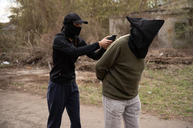 Barwy szczęścia, odcinek 3244: Celina sprowadzi Andrzeja do Polski! Oszust w końcu trafi w ręce policji - ZDJĘCIA