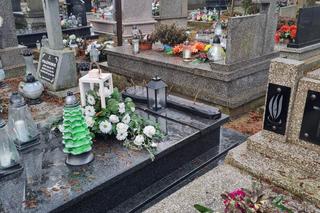 Skradziony nagrobek z cmentarza w Dysie