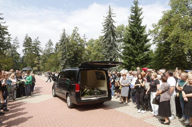 Pogrzeb Joanny Kołaczkowskiej. Ostatnie świeckie pożegnanie gwiazdy