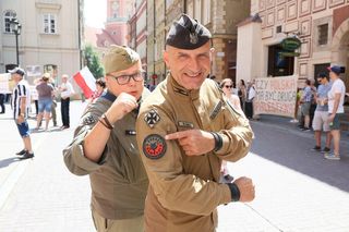 Wojciech Olszański i Marcin Osadowski w rękach policjI! Prokuratura postawiła im kilkadziesiąt zarzutów