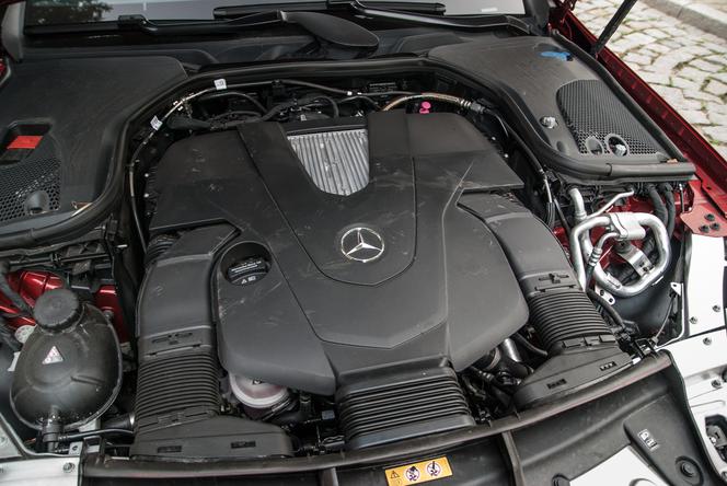 Mercedes-Benz E400 Coupe 4Matic