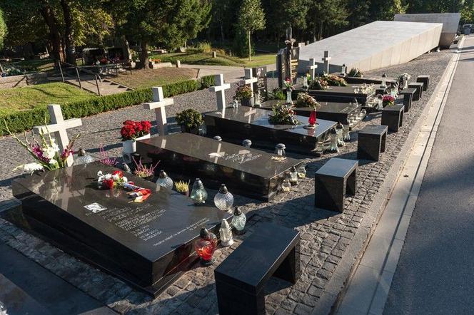 Groby smoleńskie, pomniki ofiar Smoleńska
