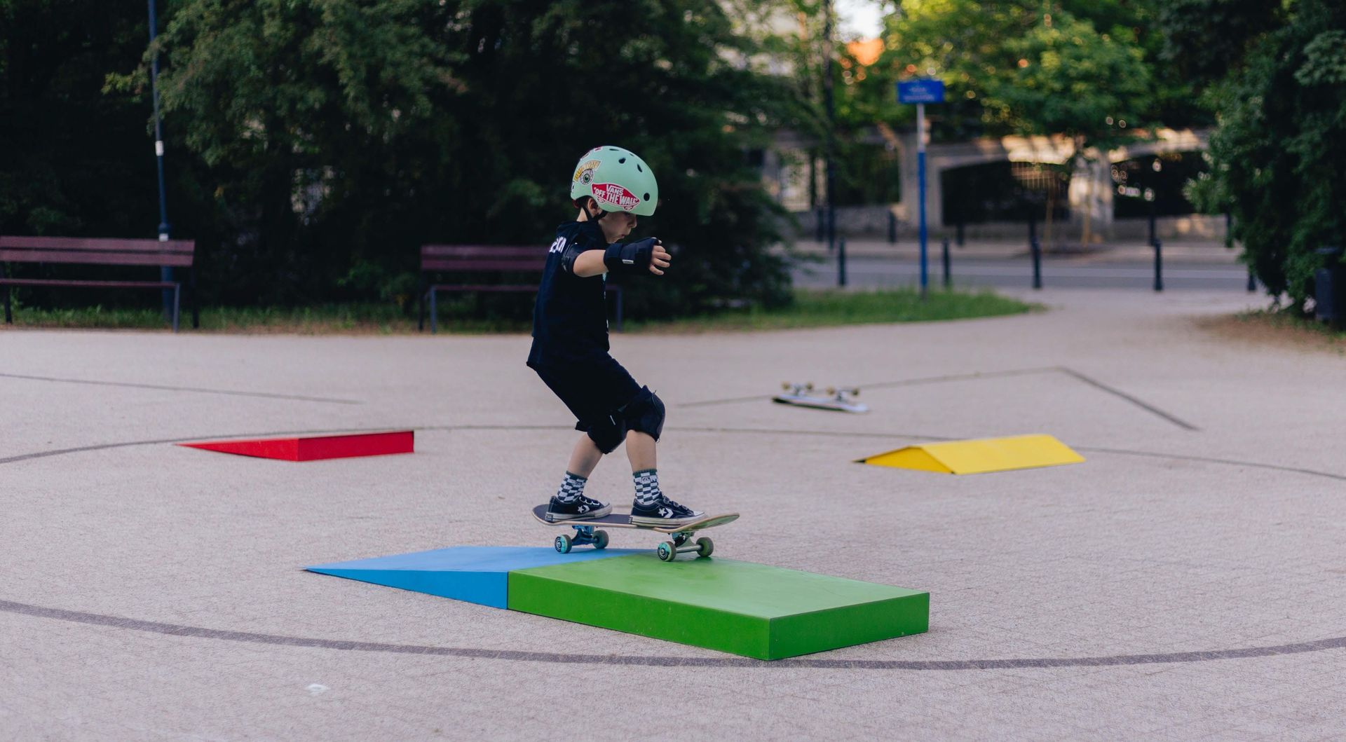 10 cm –rampy deskorolkowe dla początkujących - dyplom licencjacki, proj. Daniel Sikorski 