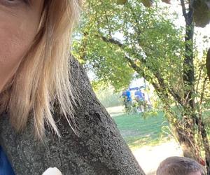 Na Wspólnej na planie: Iga (Lidia Sadowa), Robert Tadeusiak (Dariusz Wnuk)