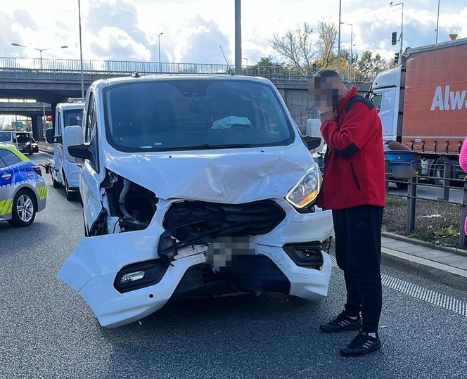 Wypadki z furgonetkami przy lotnisku i na S8