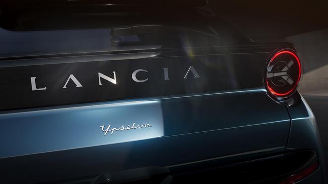 Lancia powraca na europejski rynek i prezentuje nowy model Ypsilon