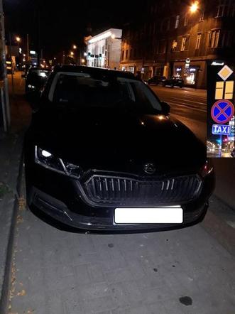 Mistrzowie parkowania w Katowicach zatrzymują się wszędzie