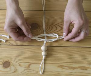 Instrukcja wykonania piórka boho ze sznurka – krok 11.