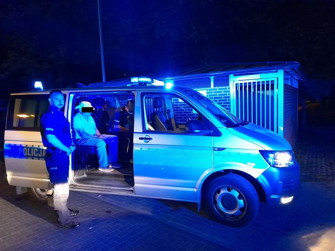 Brat rzucił się z nożem na brata. Wstrząsające relacje sąsiadów. „Krzyczał, że długo nie wytrzyma”