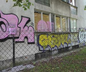 Opuszczone osiedle w Warszawie, o którym mało kto słyszał. Jego tajemnicza historia przeraża 