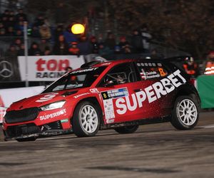 Wojciech Chuchała i Sebastian Rozwadowski Skoda Fabia RS Rally 2.