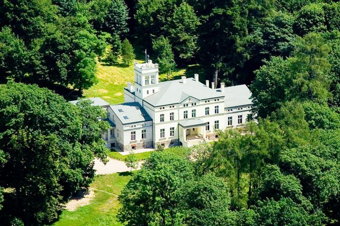 Warmia i Mazury wcale nie są płaskie! Odkryj najwyższą górę regionu i jego tajemnice
