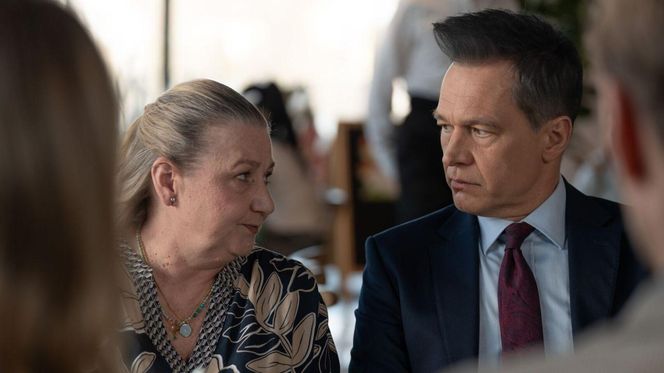 Na dobre i na złe odc. 953. Andrzej Falkowicz (Michał Żebrowski), Jadzia (Aldona Jankowska)