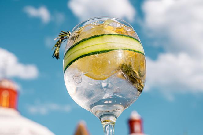 Limoncello Spritz - cudownie orzeźwiająca wersja drinka z bąbelkami