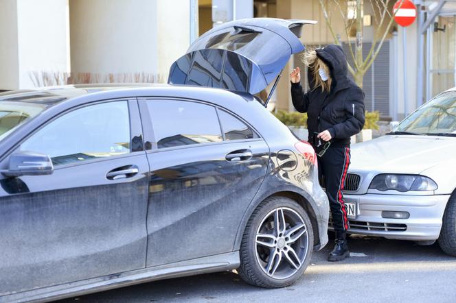 Karolina Szostak jeździ Mercedesem Klasy A