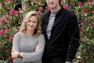 M jak miłość odc. 1817 nowy sezon po wakacjach. Julia Malicka (Marta Chodorowska), Rotkiewicz  (Aleksandar Milicević)