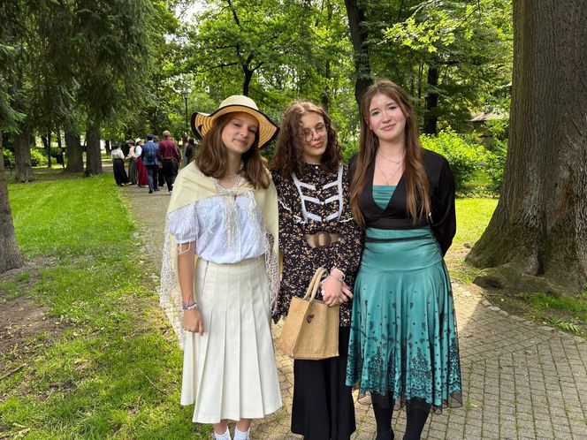 Piknik historyczny II LO w Nowym Sączu 