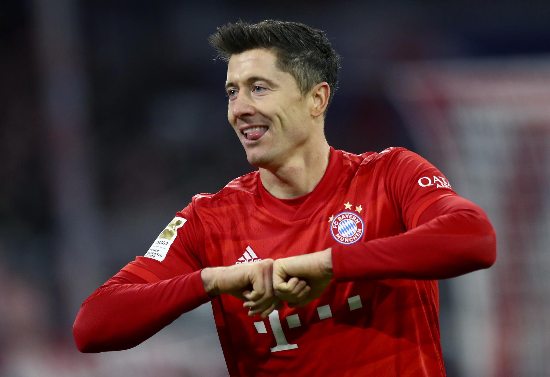 Bayern Schalke Pogrom W Monachium Robert Lewandowski Z Golem I Asysta Super Express