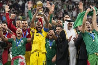 Arabowie zwariowali na punkcie piłki! Takie pieniądze płacą w czwartej lidze 