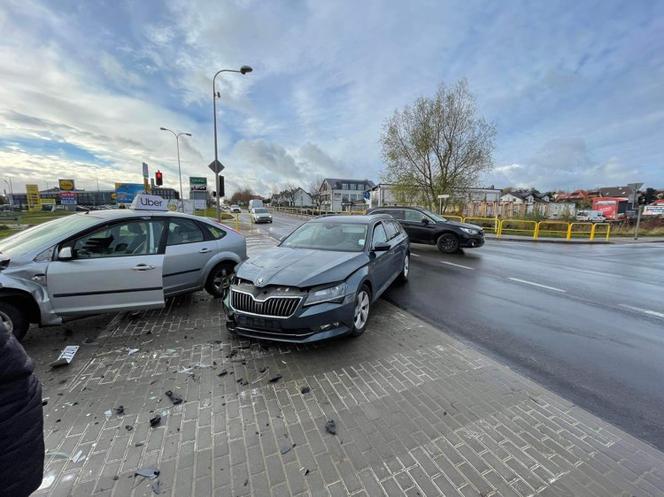 Uber przydzwonił na czerwonym. "Ręce opadają"