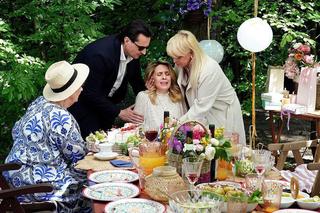 	Barwy szczęścia odc. 2922. Małgorzata (Adrianna Biedrzyńska), Malwina (Joanna Gleń),Józefina (Elżbieta Jarosik), Herman (Maciej Raniszewski)