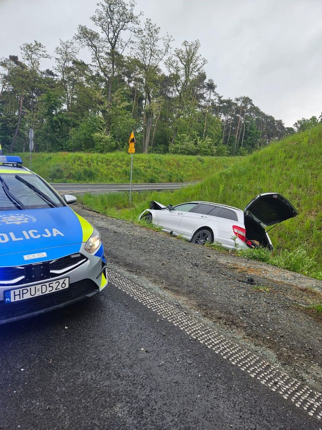 Wypadek na obwodnicy Gostynia. Dwie osoby zabrane do szpitala