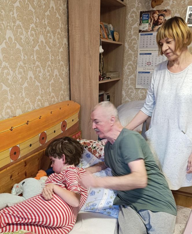 Nie mamy siły opiekować się Karolinką