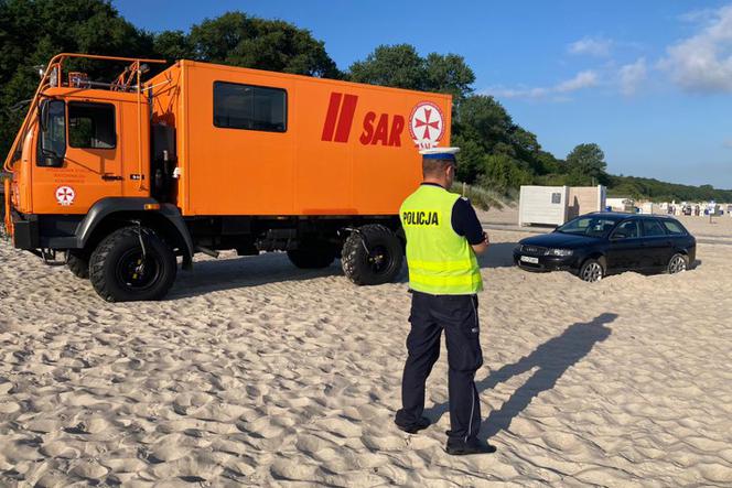 20-latek wjechał na plażę Audi