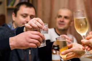 Ile piją mieszkańcy Dolnego Śląska? Te dane nie kłamią 