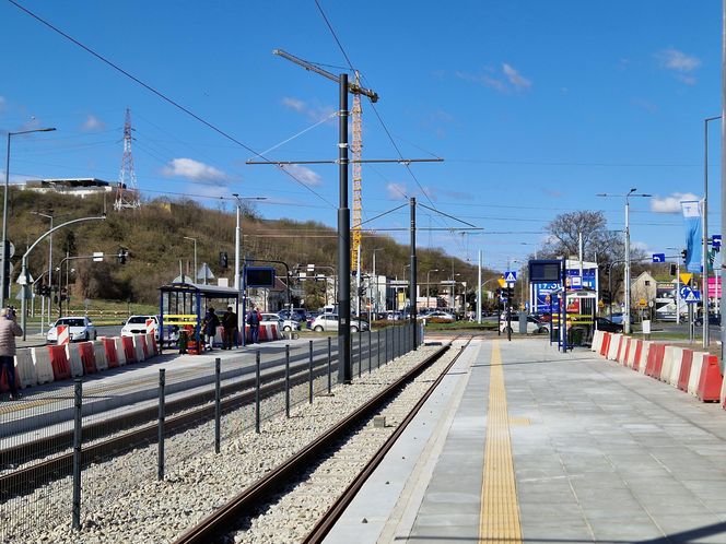 Tramwaje wróciły na Toruńską! Modernizacja torowiska zakończona przed terminem