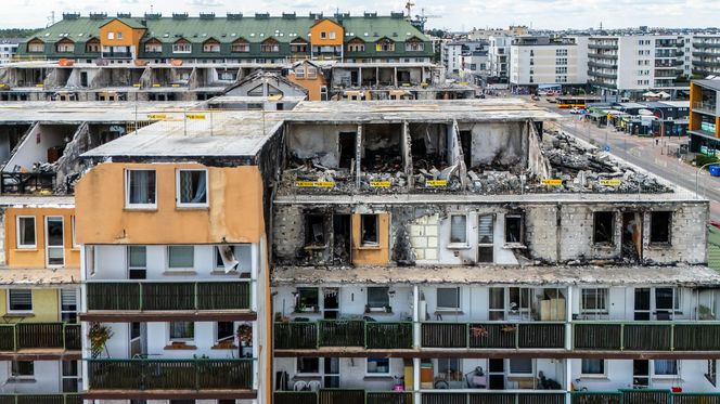 Blok w Ząbkach po pożarze