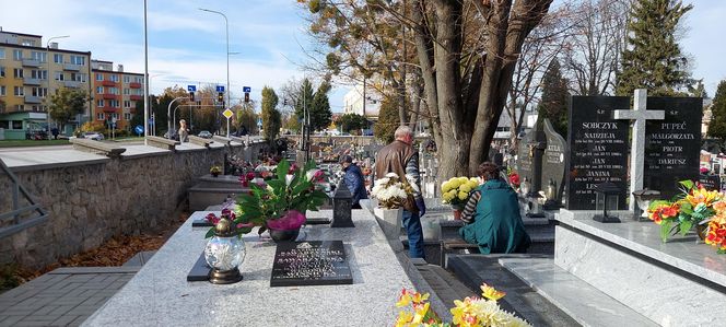 Przygotowania do Wszystkich Świętych Zamość