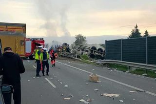 Tragiczny wypadek na S5 pod Bydgoszczą. Auto stanęło w płomieniach