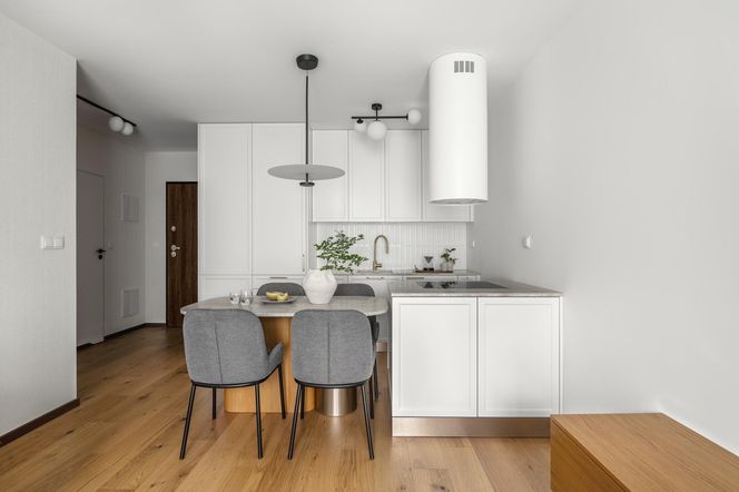 Klimatyczne mieszkanie na Saskiej Kępie - projekt Decoroom
